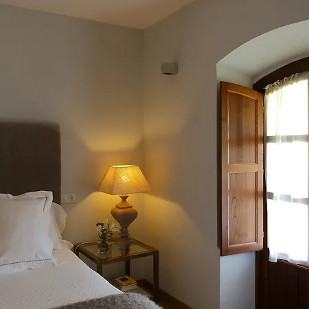 La Ermita De Deva 3*